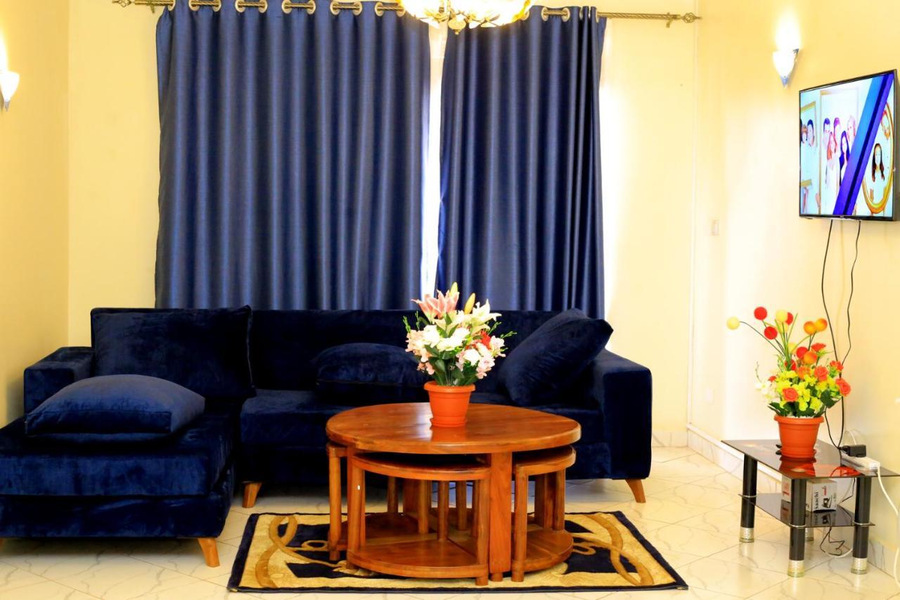 Peace Of Mind Suites Entebbe Ngoại thất bức ảnh