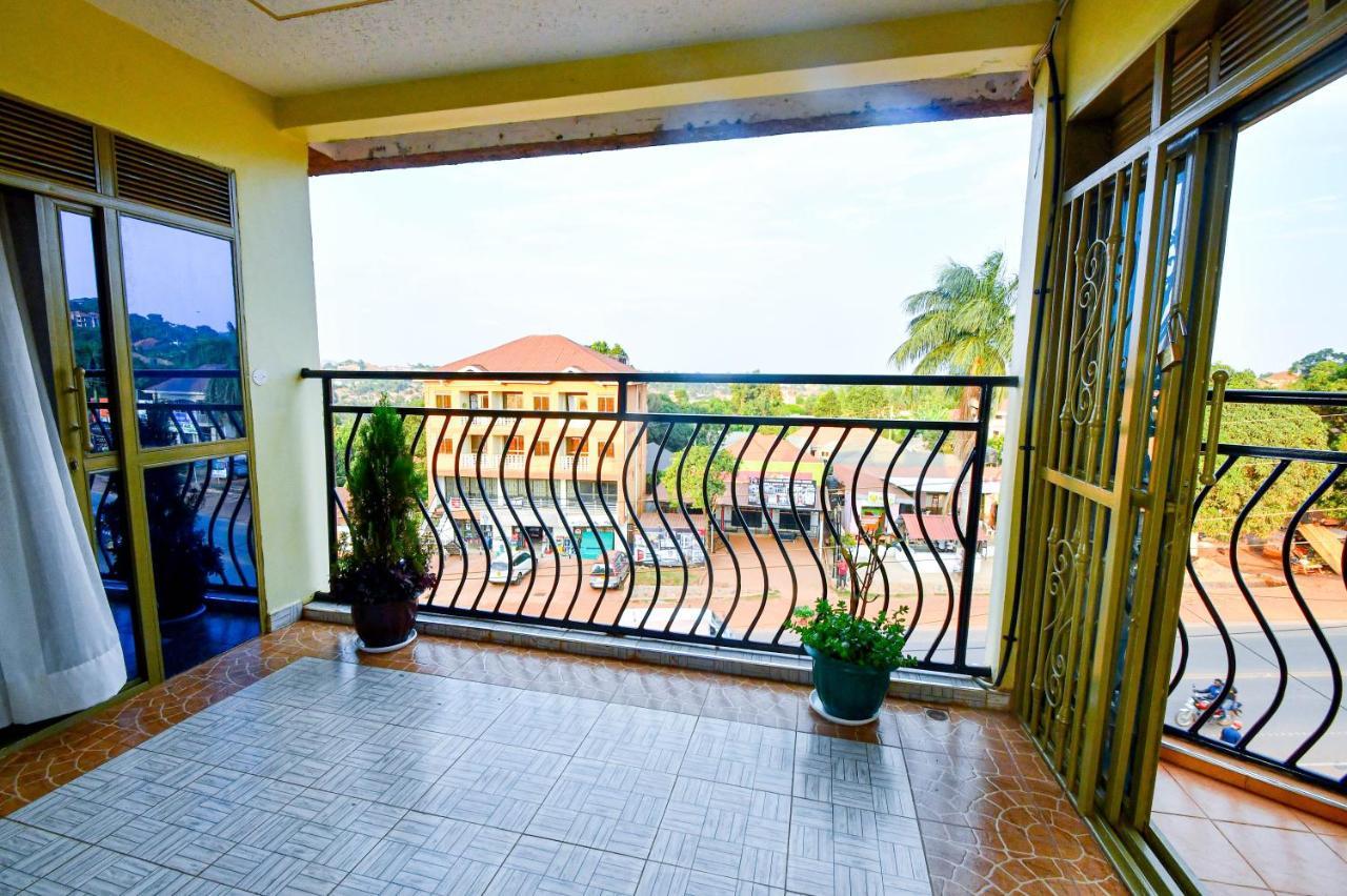 Peace Of Mind Suites Entebbe Ngoại thất bức ảnh