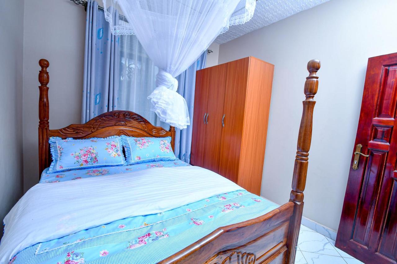 Peace Of Mind Suites Entebbe Ngoại thất bức ảnh