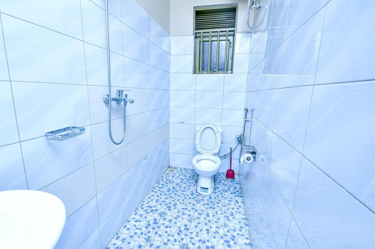 Peace Of Mind Suites Entebbe Ngoại thất bức ảnh