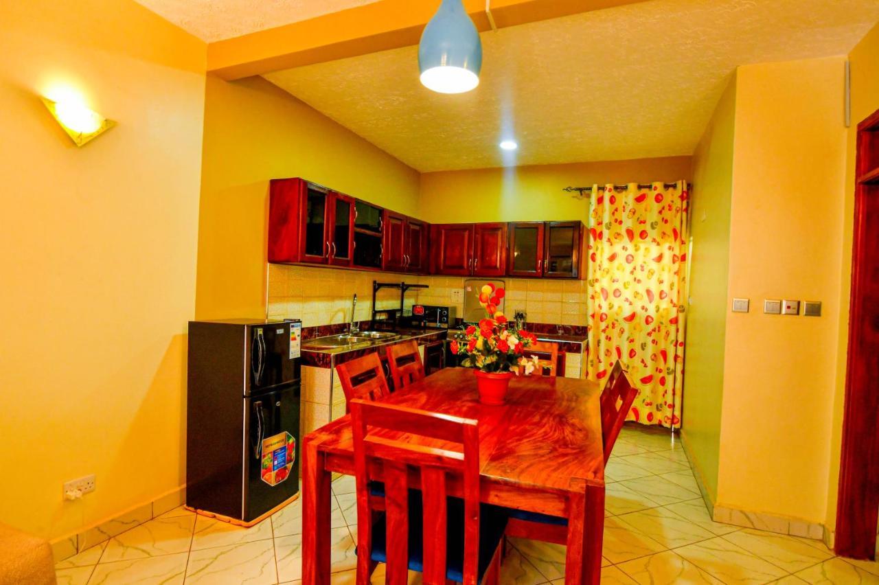 Peace Of Mind Suites Entebbe Ngoại thất bức ảnh