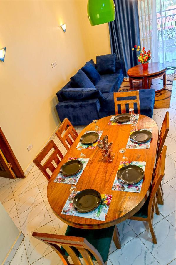 Peace Of Mind Suites Entebbe Ngoại thất bức ảnh