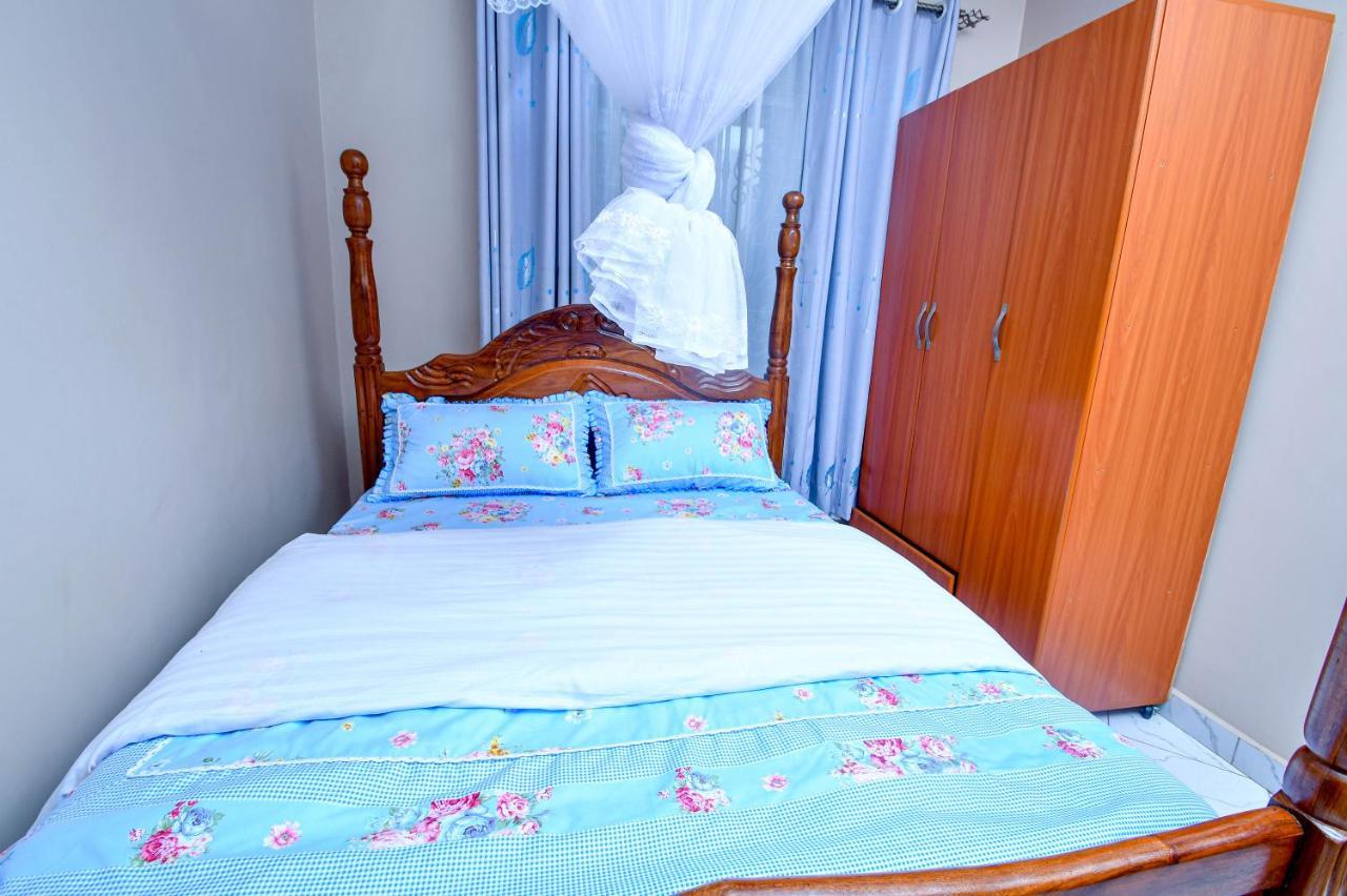 Peace Of Mind Suites Entebbe Ngoại thất bức ảnh
