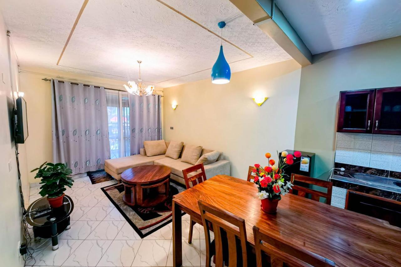 Peace Of Mind Suites Entebbe Ngoại thất bức ảnh