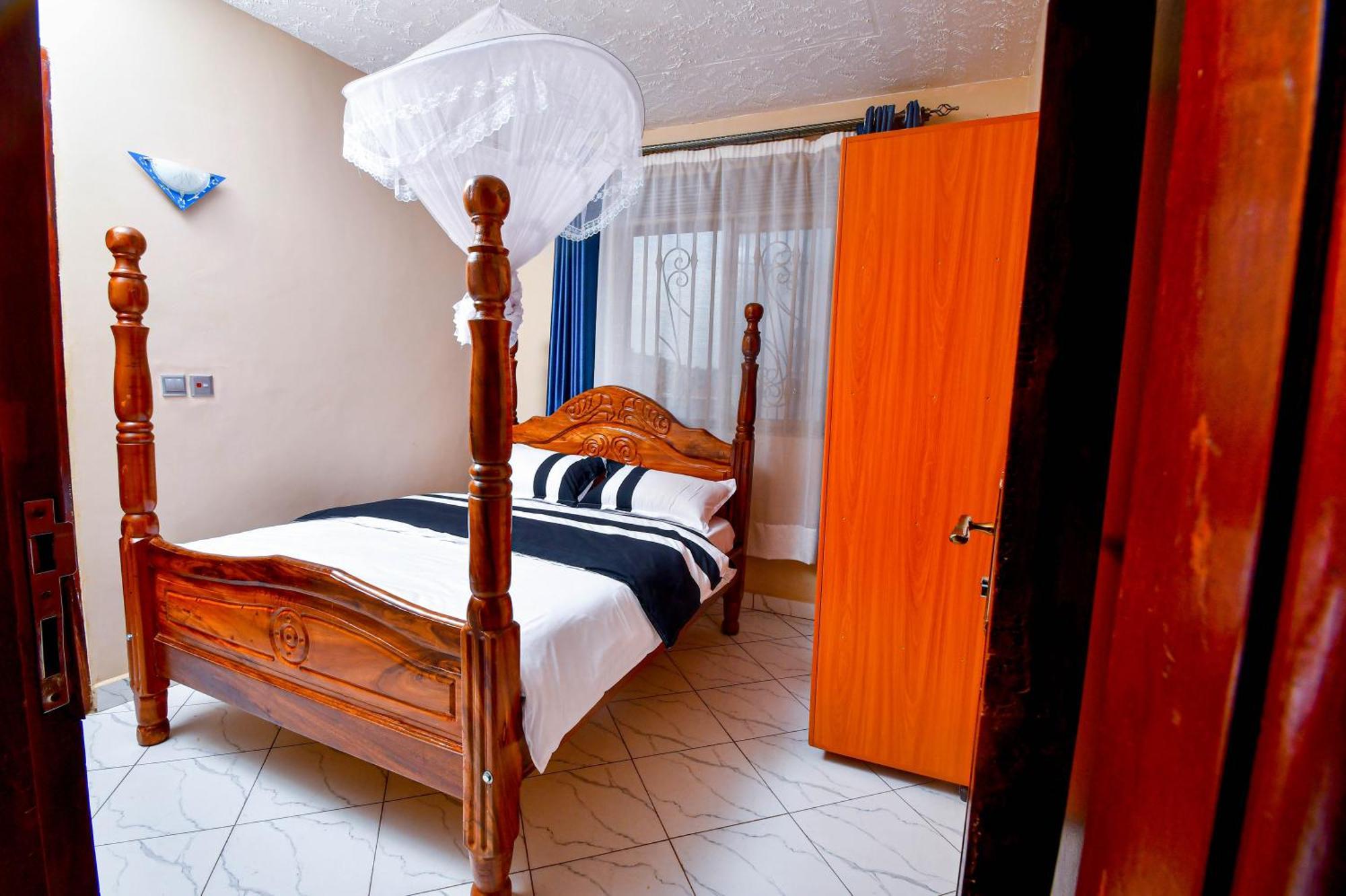 Peace Of Mind Suites Entebbe Ngoại thất bức ảnh